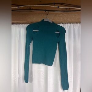 Long sleeve knit top